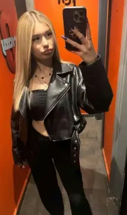 Ezgi — İzmir Vip Escort escort ilanı